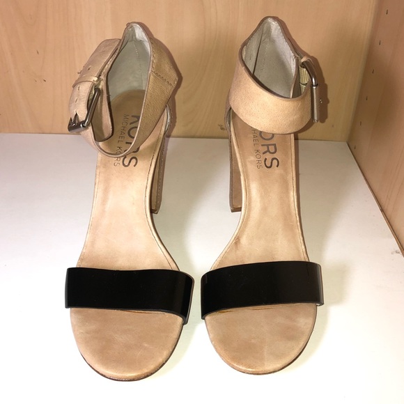 KORS Michael KORS Block Heel Sandals Size 10 - Picture 2 of 7